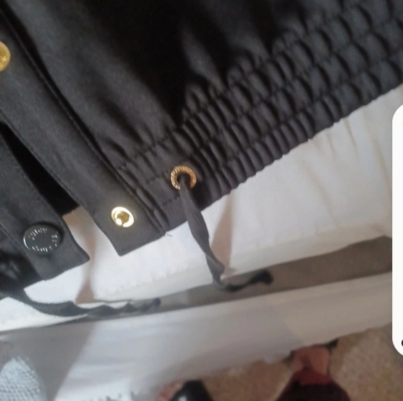 Guess Button Up Vest new - Picture 2 of 4